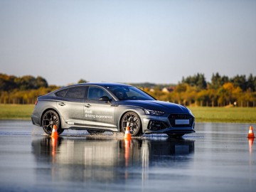Audi driving experience - Audi RS 3 i nie tylko na torze